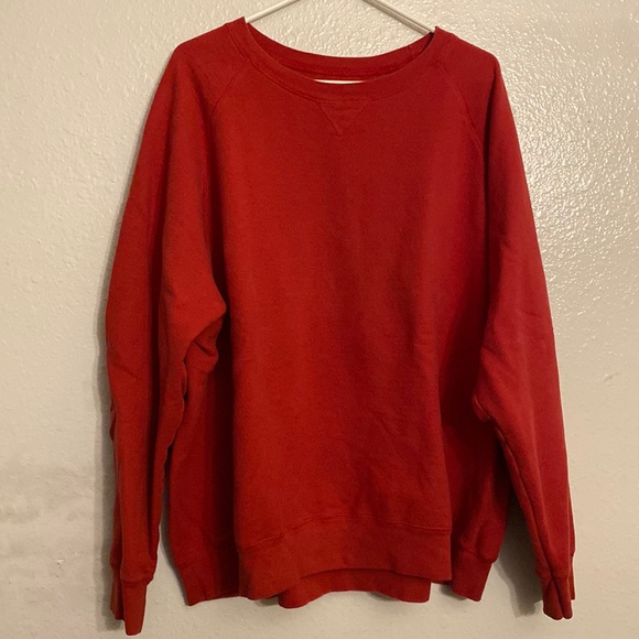 Hanes Other - Crewneck Sweatshirt
